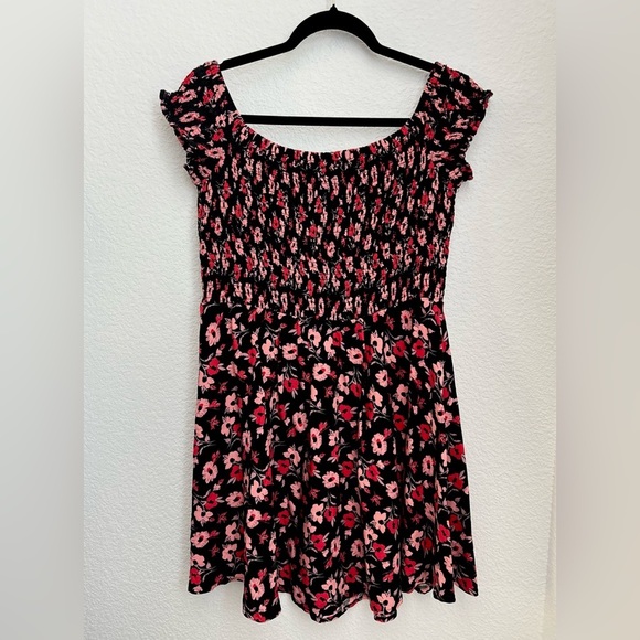 EXPRESS Black with pink/red Floral smocked top mini sundress off the shoulder - Picture 4 of 9
